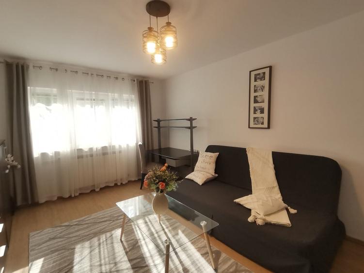 Apartament 2 camere  Aviatiei, loc parcare - 1