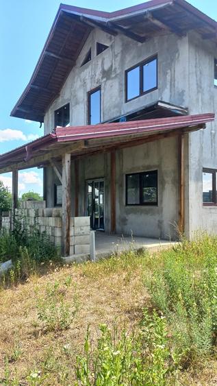 Casa cu etaj in Vorona - 2