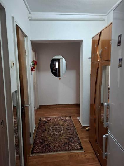 Apartament 3 camere,3/4,zona Garii,centrala,aer cond,izolatie termica - 7