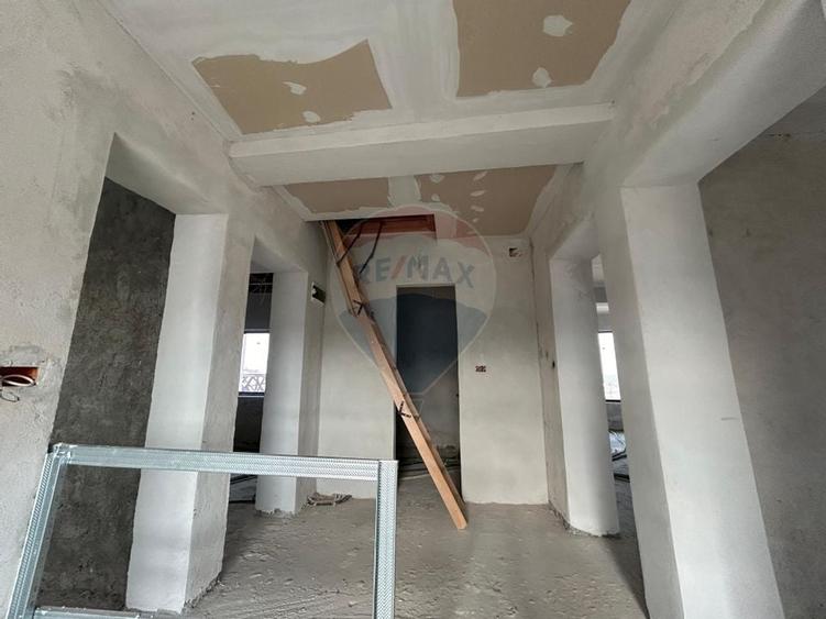 Casa / Vila cu 4 camere de vanzare in zona Ghercesti - 7