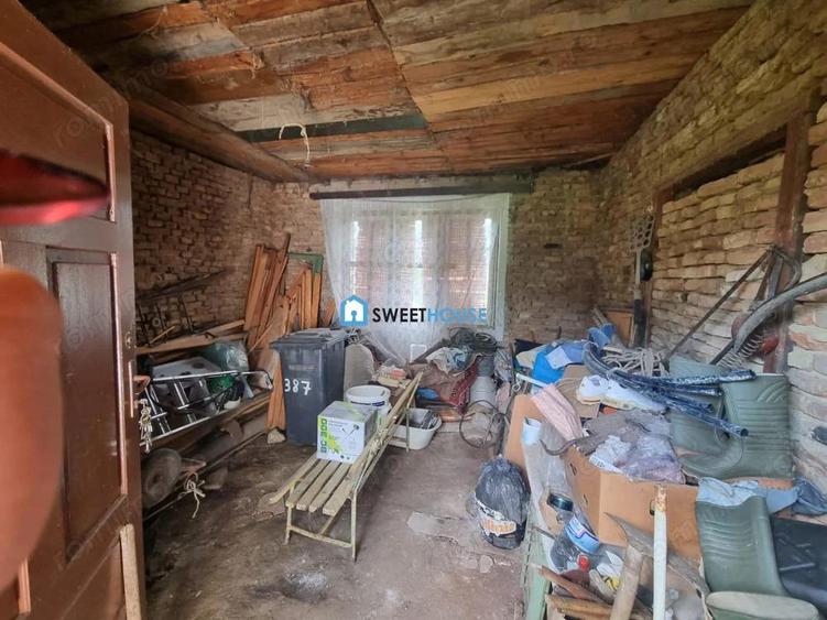 Casa de vanzare cu 3 camere in Jibert judetul Brasov - 20