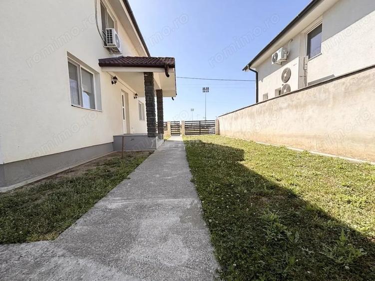 Vila de vanzare in Sanmartin - 17