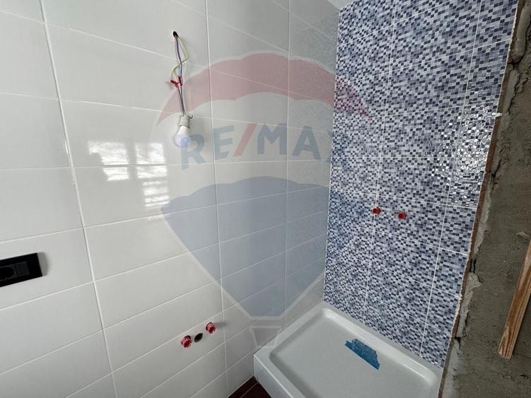 Casa  si  teren zona Balaurul - 29