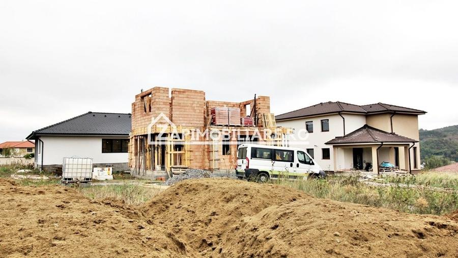 Casa 4 camere la cheie,2bai,120 mp,501 mp teren,zona Corunca - 16