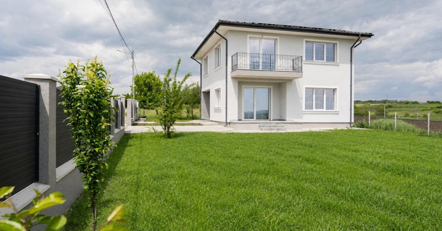 Casă eficientă energetic în Aroneanu, 4 camere, 122 mp utili, 600 mp teren - 1