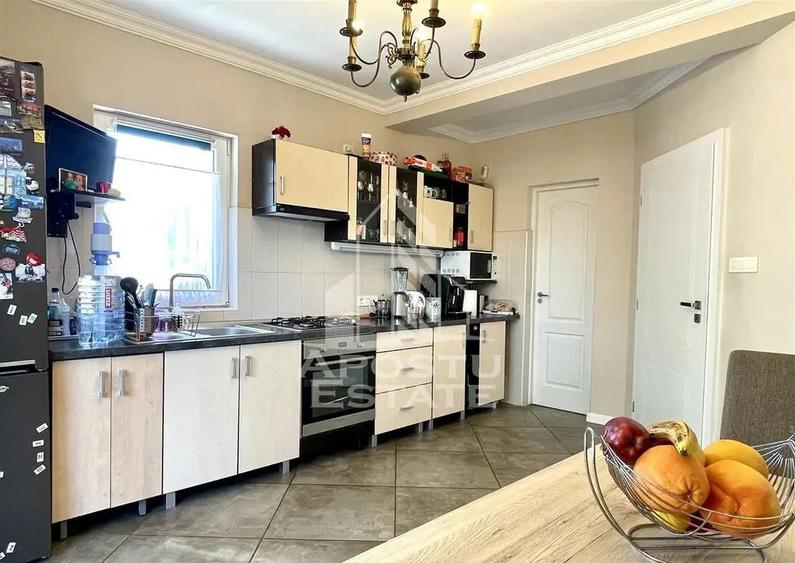 Casa central Dumbravita - 16