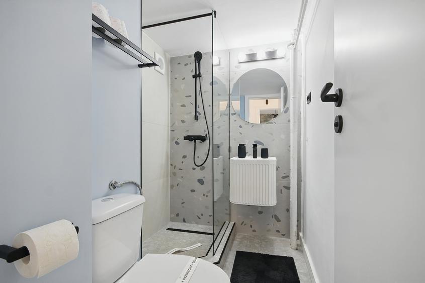 Apartament cu 2 camere decomandat în Romană