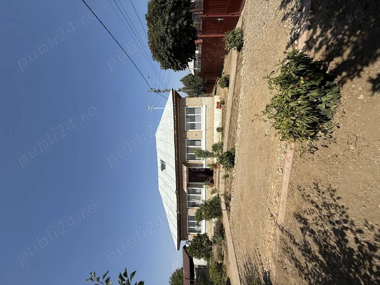 Vand Schimb casa in Romana - 1