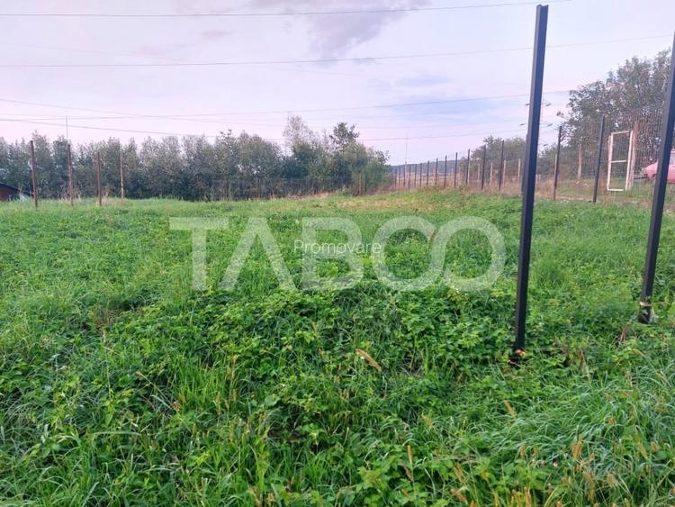 Teren intravilan 540 mp apa canalizare si curent in fata terenului