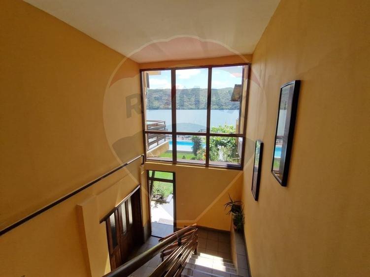 Vanzare  Pensiunea La Ponton / 20 camere / Parcare /  Eselnita - 21