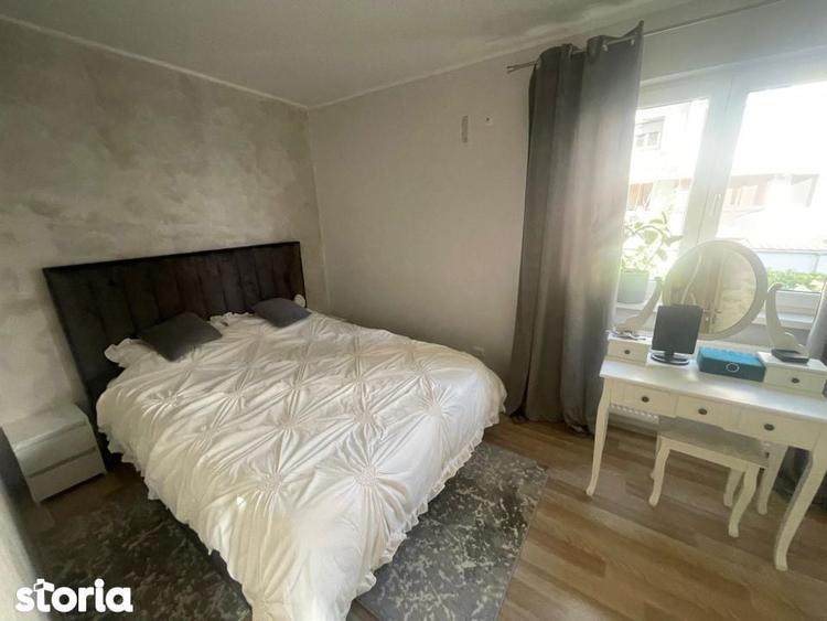 Apartament cu 2 camere, etajul 1, zona Craiovita Noua - 4