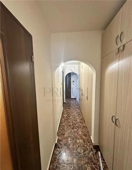 Freidorf - 3 cam - etj 1- decomandat - mobilat - centrala - spatios- - 1