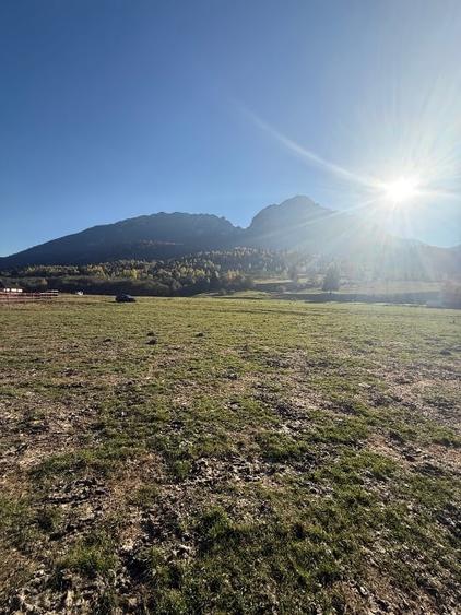 Vând teren zona Plaiul foi din Zărnești cu priveliște la Munții Piatra Craiului - 2