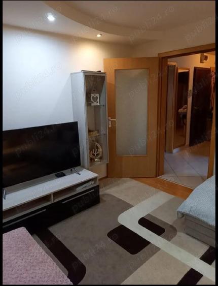 apartament de vanzare intre Torontalului si pia?a verde zona foarte buna - 6