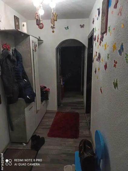 Apartament 3 camere de vanzare Micro 13B,et 2 - 3