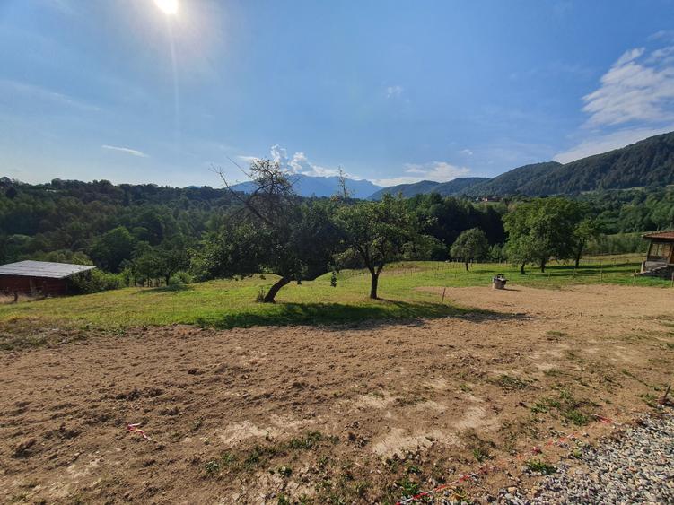 Teren rezidential zona Bran Tohanita zona de case - 1