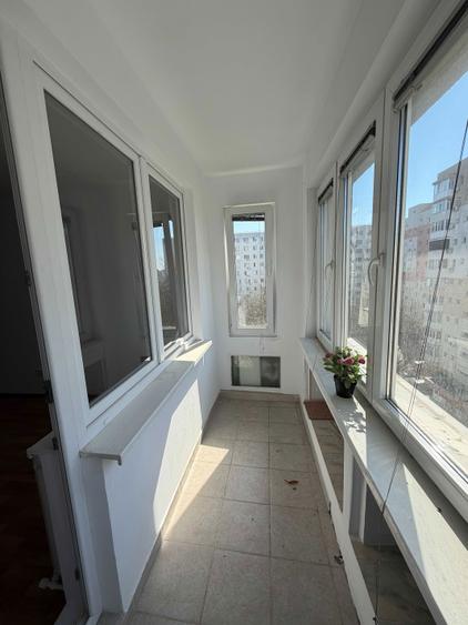 Metrou 1 Decembrie 1918 - 2