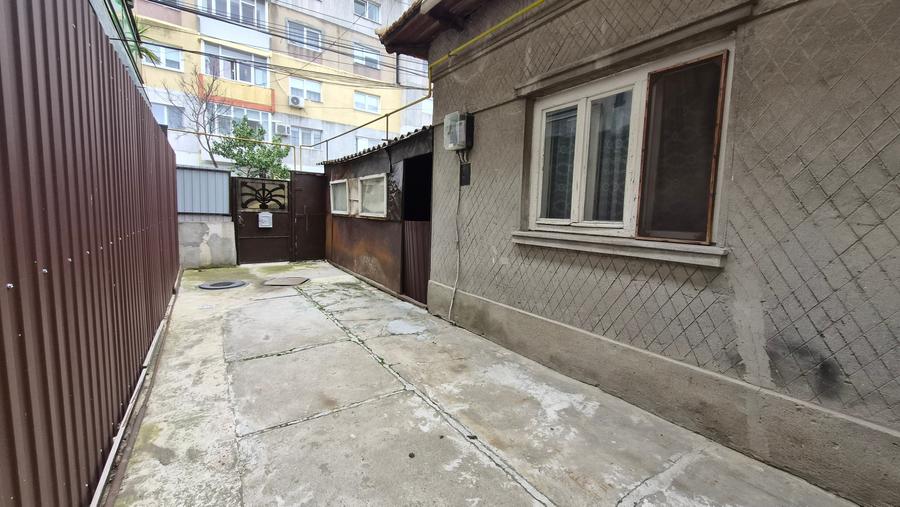 Inel II -Coiciu -scoala generala 39 -casa chirpic 77 mp +teren 236 mp - 16