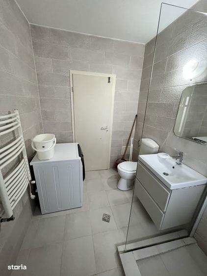 INCHIRIEZ apartament 3 camere,renovat,zona Calea Poplacii - 12