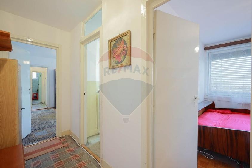 Apartament 3 camere, ultracentral, pod Decebal, et. 3, de vânzare - 6