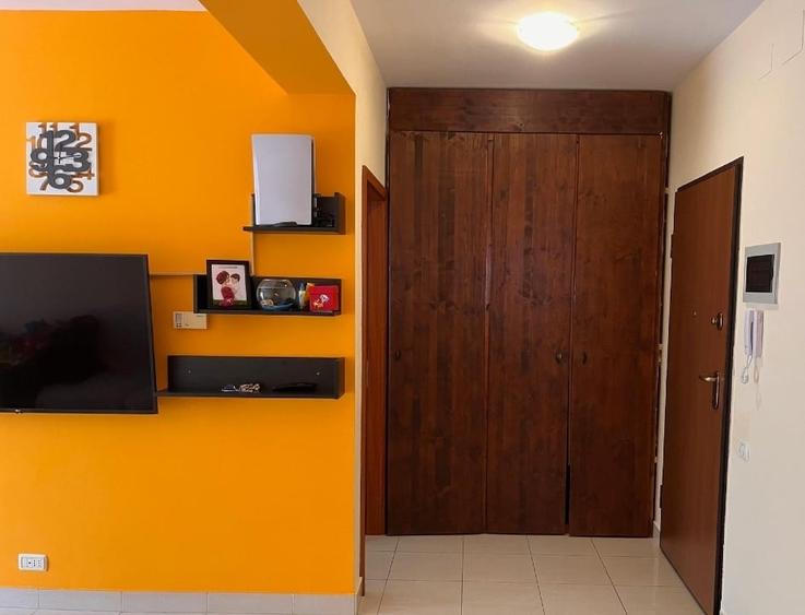 Proprietar vand apartament 2 camere + 1 loc de parcare - 6