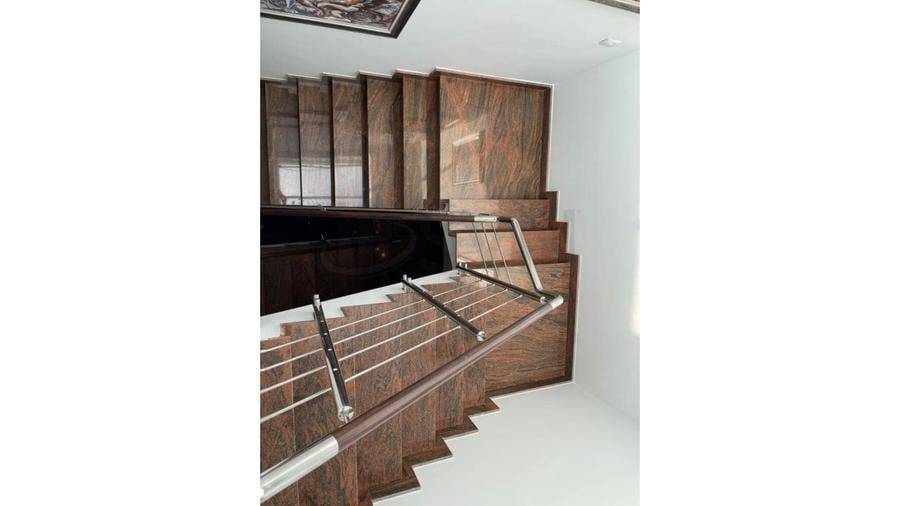 REV2002733 Domenii - Vila impunatoare aproape de Biserica Casin - 9