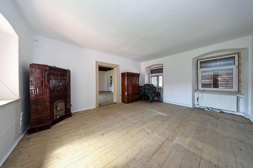 Casă Săsească Autentică cu Șură Impresionantă în Cristian – Teren 2729mp - 22