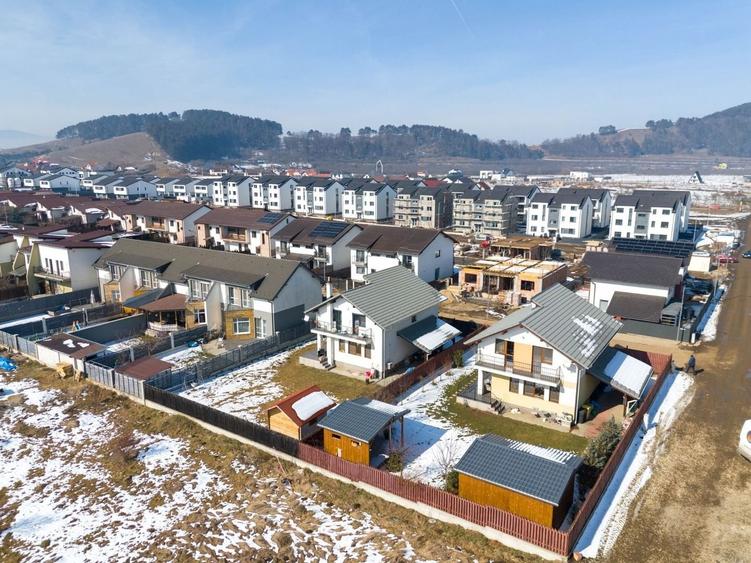 Casă Individuală Modernă de Vânzare | Sânpetru, Brașov - 43