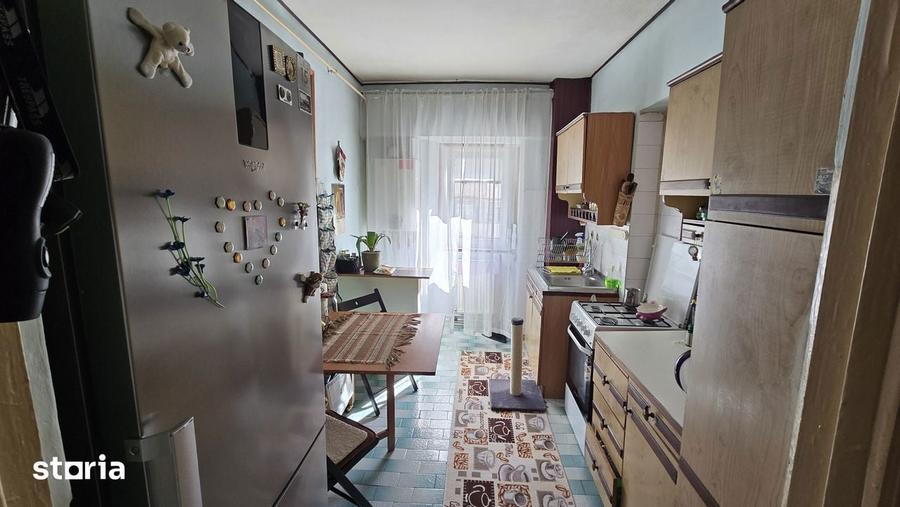 Vand apartament cu 3 camere et 1 centru - 1
