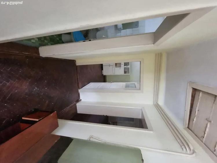 A 27 proprietarul vinde casa - 7