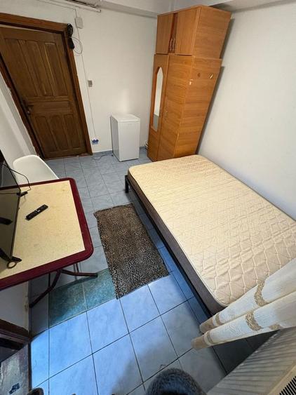 Camera de inchiriat cu baie privata si bucatarie comuna iasi tg cucu - 2