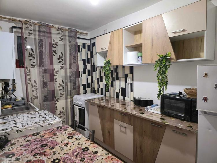 Ofer spre inchiriere - 4