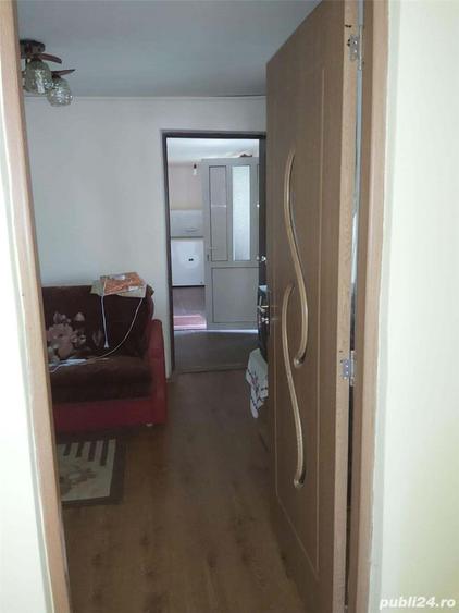 Casa de vanzare la 20 de km.de Pite?ti. - 9