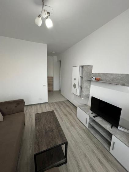 Inchirierz Garsoniera  Militari Residence strada Rezervelor - 1