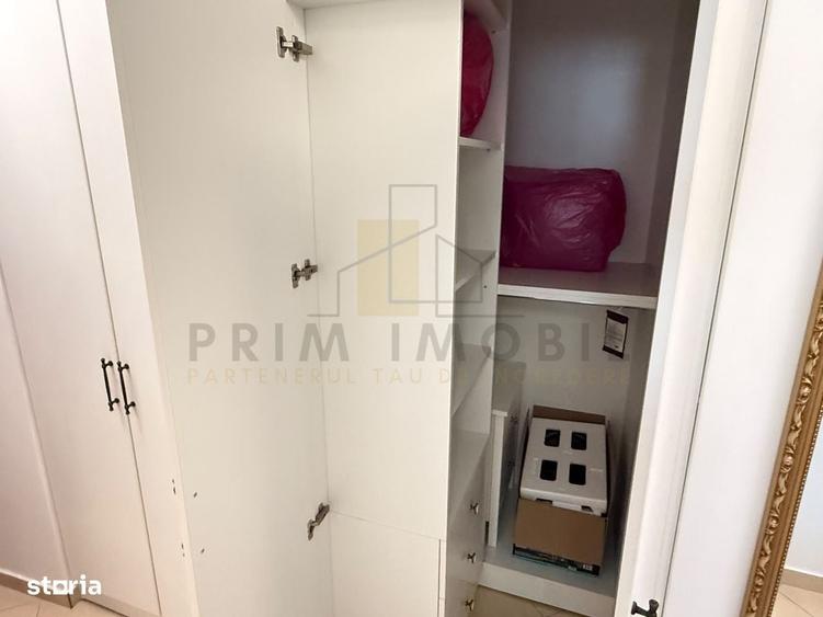 Apartament cu 2 camere decomandat în Hala Centrală