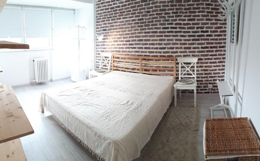 Apartament cu 2 camere nedecomandat, mobilat în Kogălniceanu