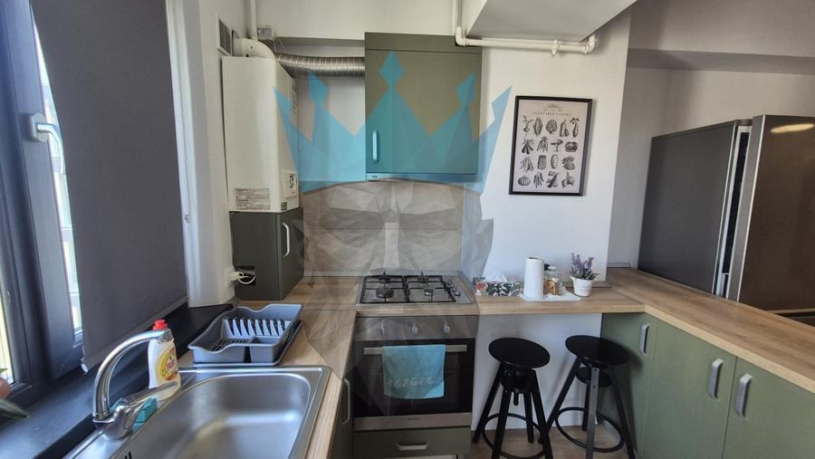 Apartament cu 2 camere decomandat, mobilat în Regie