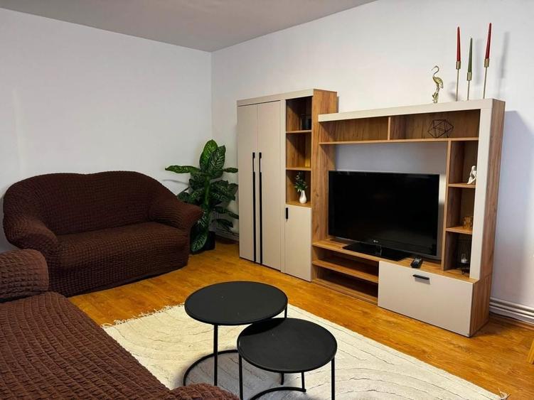 Inchiriez apartament cu 3 camere Manastur, zona BIG - 2