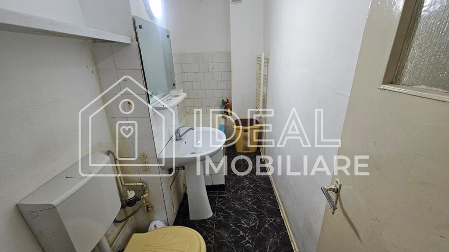 Apartament cu 2 camere decomandat, mobilat în Valea Aurie
