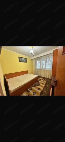 Apartament cu 4 camere decomandat în Rahova