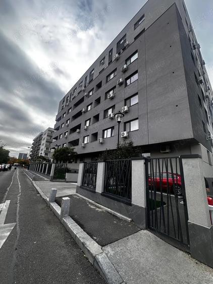 Apartament cu 3 camere în Brâncoveanu