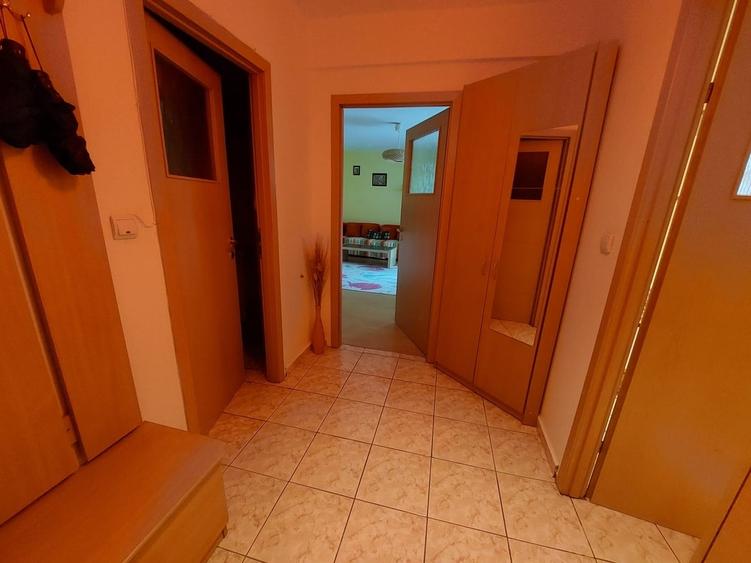 Garsonieră decomandată în Drumul Taberei