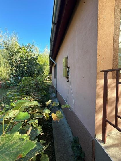 Casă individuală cu 2 camere cu Teren 1270 Mp în Cozieni