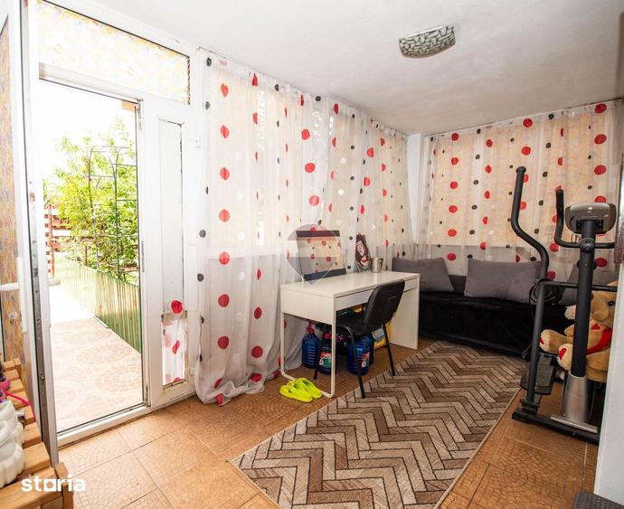 Casă cu 7 camere cu Teren 383 Mp în Berceni