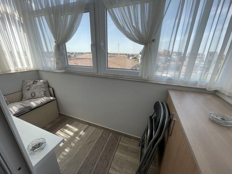Apartament cu 2 camere decomandat în Decebal