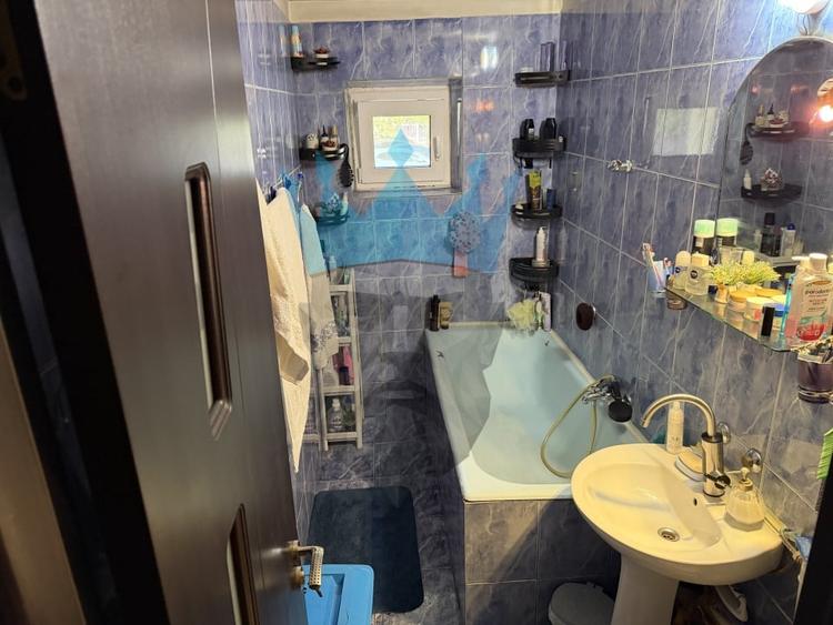 Apartament cu 2 camere decomandat, mobilat în Vitan Mall