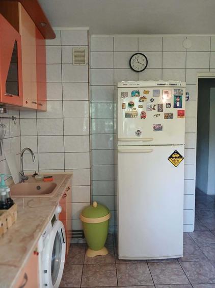 Apartament cu 2 camere decomandat în Exterior Vest