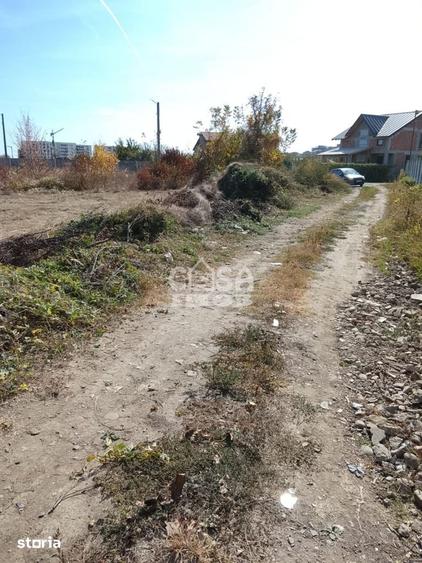 Teren de 800 mp, în Central
