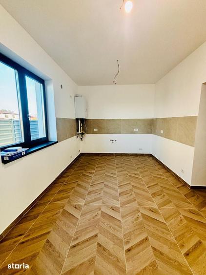 Casă cu 4 camere cu Teren 450 Mp în Cernica