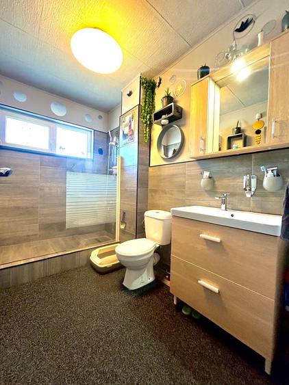 Apartament cu 2 camere decomandat în Florești